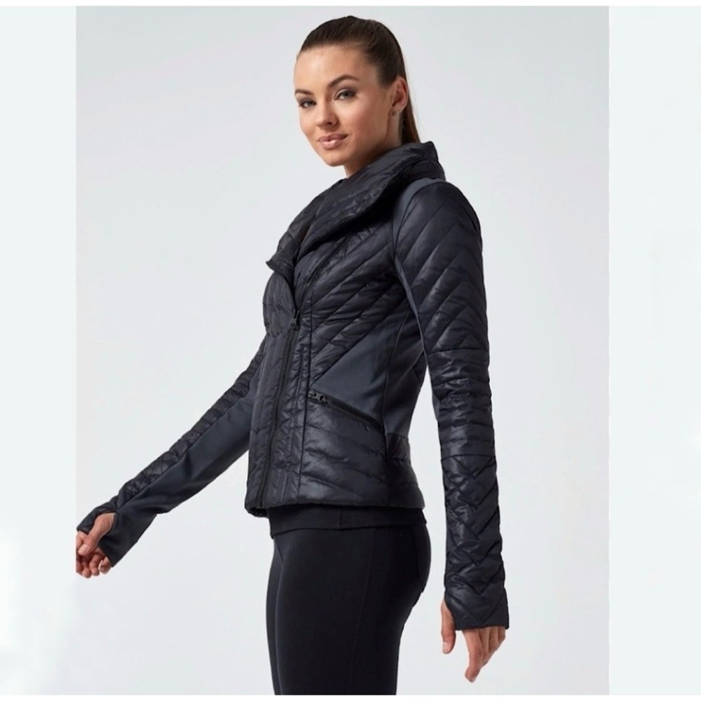 Blanc‎ Noir Motion Panel Hooded Puffer Jacket